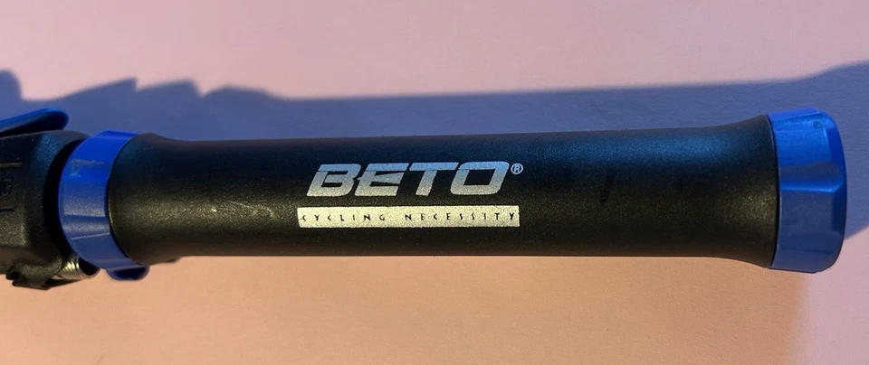 BOMBA Y AGUJA BICICLETA BOMBEO BIDIRECCIONAL NECESIDAD CICLISMO BETO - FALTA MTG. SOPORTE Foto 4 de 4