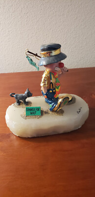 Ron Lee SM203 Dinner For Who? Cute clown fishing for dinner with his kitty cat