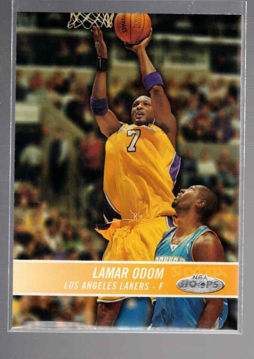 2005 Fleer/Skybox NBA Hoops Card Los Angeles Lakers #21 Lamar Odom