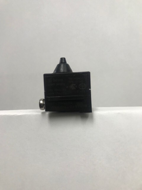 NEW GENUINE MILWAUKEE SWITCH 23-66-0185 FITS ANGLE GRINDERS 6141