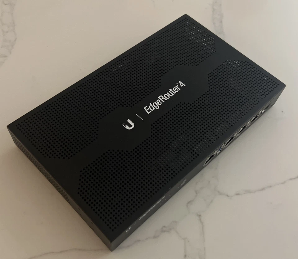 Ubiquiti EdgeRouter 4 wired router Gigabit Ethernet *Firmware Upgrade* - Image 2 of 4