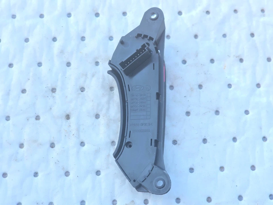 2007-2009 HYUNDAI SANTA FE CRUISE CONTROL SWITCH OEM - Image 2 of 3