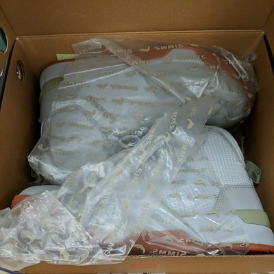 Simms Men's Flats Sneaker Sz. 10