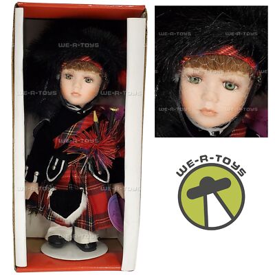 The Leonardo Collection Porcelain Doll The Piper LP4820 NRFB