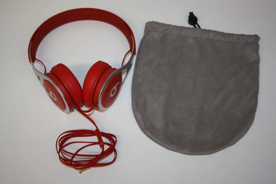 Beats EP, Foto 1 von 4