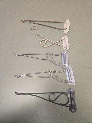 Lot of 5, 2 Hendryx 10'', 3 unmarked  8'' 10 ''metal plant hangers, bird cage