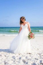 Wedding Dress Size 12, Beaded Lace A-Line Tulle, Bustle, Worn Once