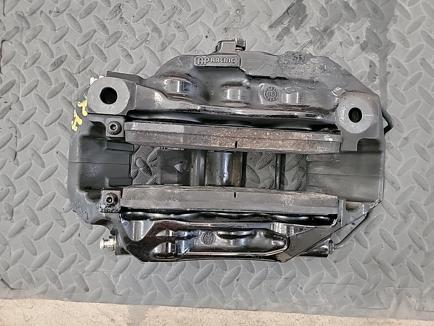 2018 McLaren 720S Front Passenger Right Carbon Ceramic Brake Caliper OEM