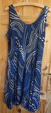 UNBRANDED  BLUE WHITE AND BLACK PATTERNED SLEEVELESS DRESS   12