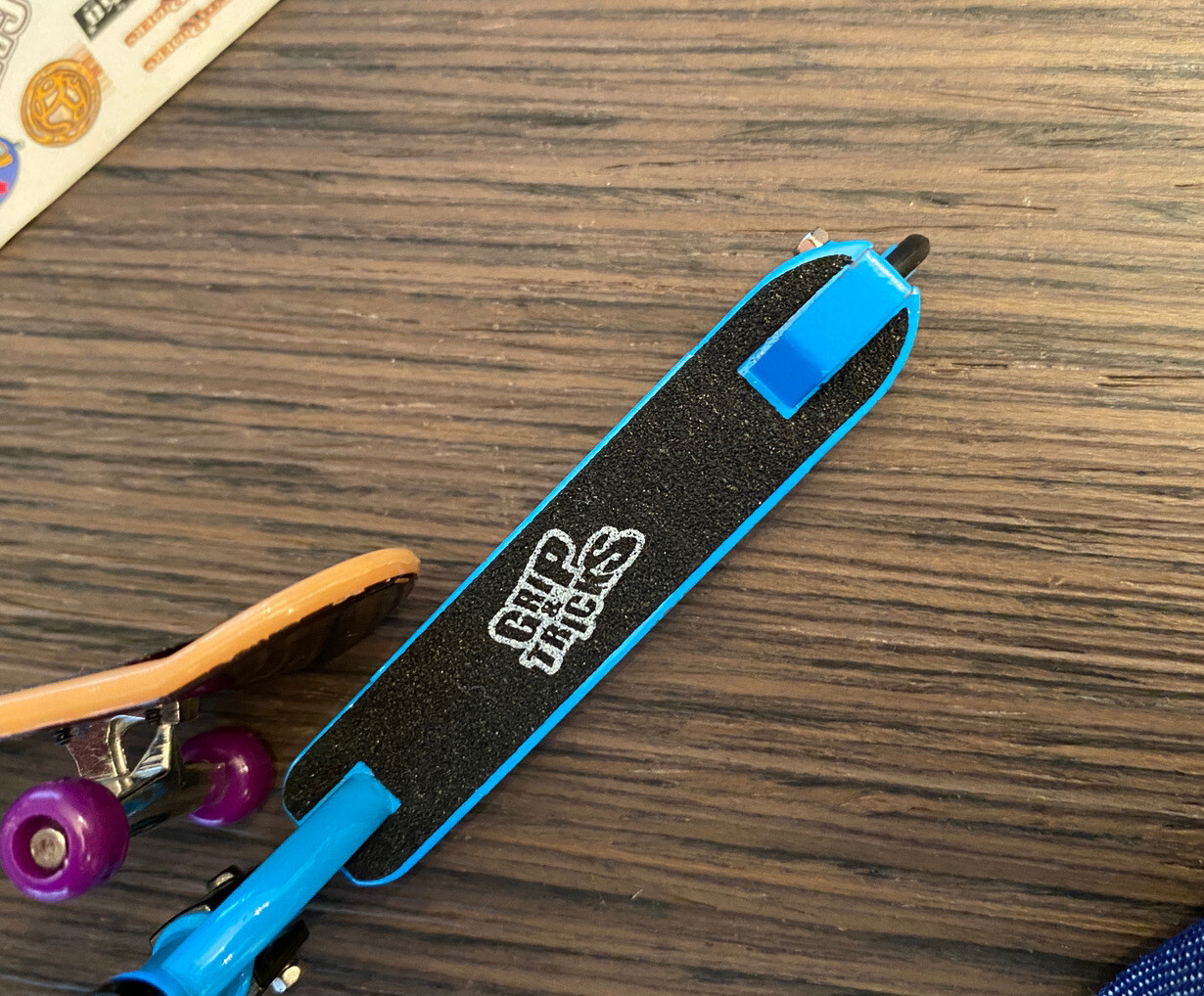 grip tricks finger scooter