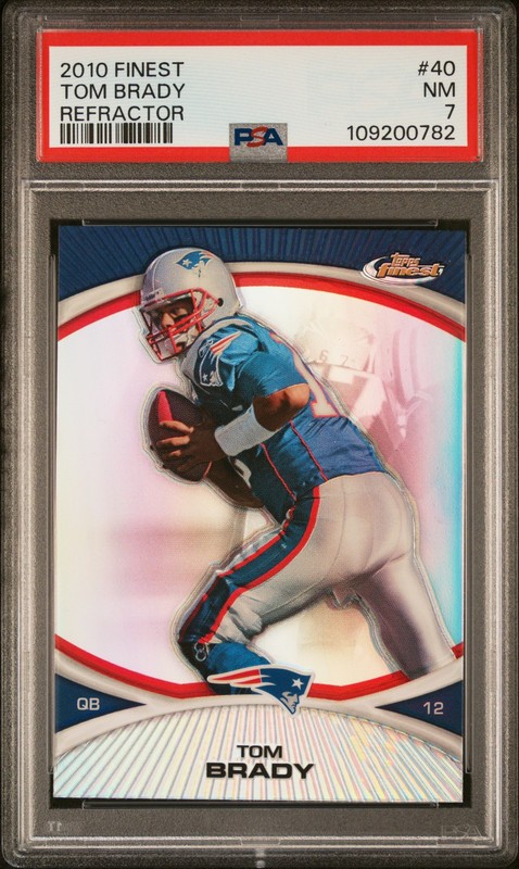 2010 TOPPS FINEST REFRACTOR #40 TOM BRADY PSA 7