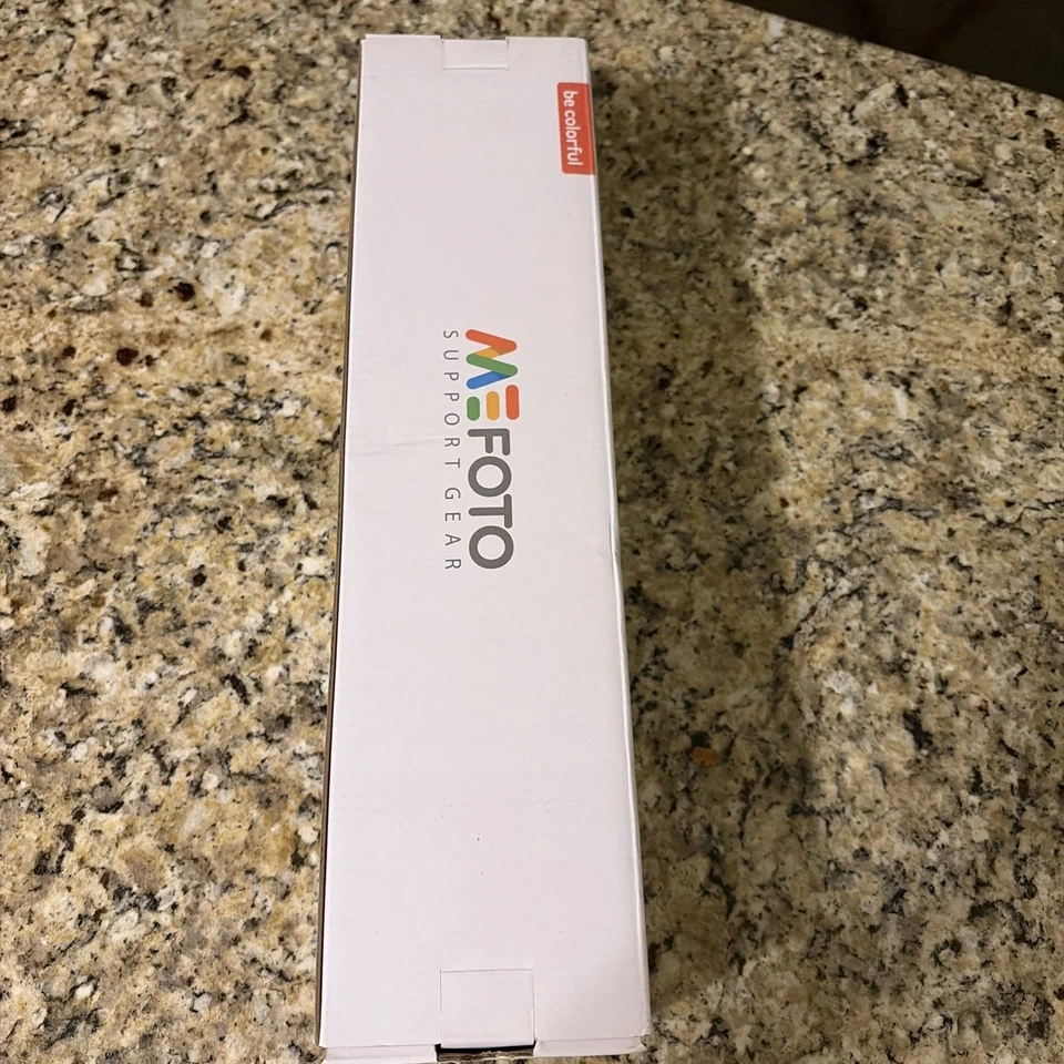 MeFOTO RoadTrip PRO Aluminum Series 1 (6 in 1) Tripod (SILVER) NIB - Image 4 of 4