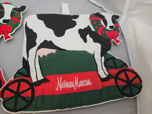 Vintage Neiman Marcus Hot Pad, Pot Holder Christmas Cow, Holstein set of 2