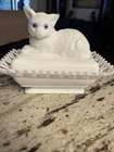 Vintage Westmoreland cat milk glass nesting dish blue eyes