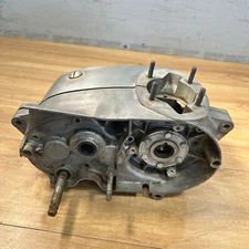 1971 70-72 Montesa King Scorpion 250 / OEM Nice ENGINE MOTOR CRANK CASES