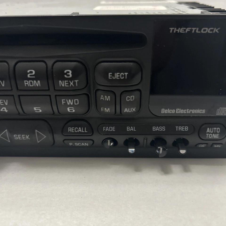CD player rádio 95-02 GMC Yukon Sierra Chevy Silverado Tahoe 15766343 Delco - Imagem 3 de 4