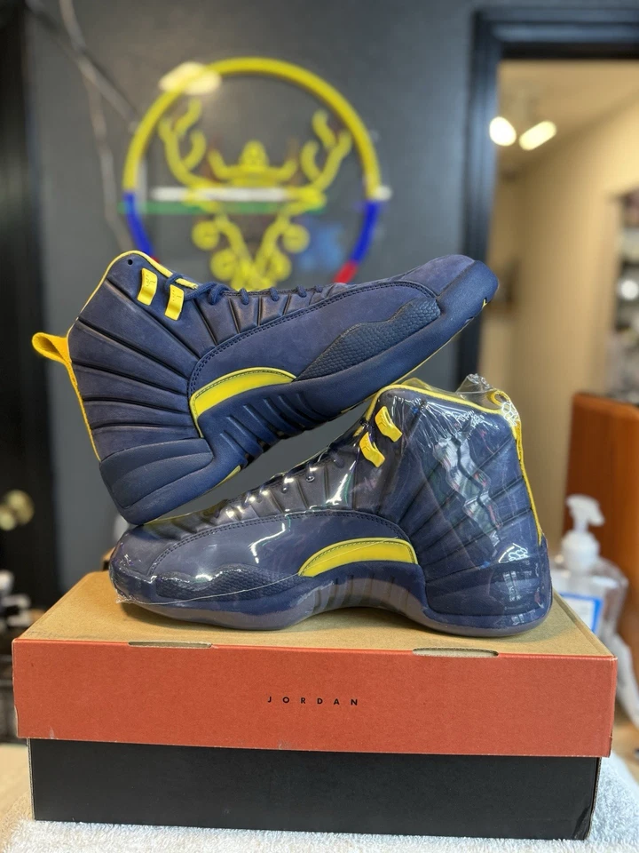 Talla 10 - Jordan 12 Retro x PSNY Michigan Wolverines 'PE' Foto 3 de 4