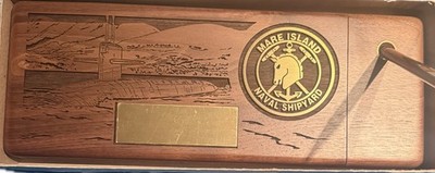 Vintage Mare Island Navel ship yard Walnut engraved gold tone DESK PEN SET