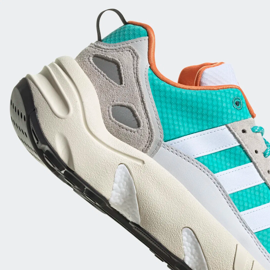 New  Adidas Men's ZX 22 Boost Shoes, Cloud White/Semi Mint Rush/Semi