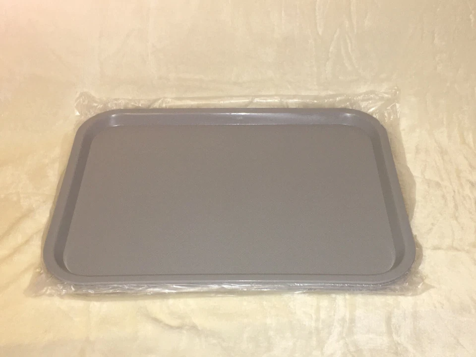 Juego de 4 - Bandejas de plástico duro de comida rápida de alta calidad - Gris - de Winco - 16"x12" Foto 3 de 4