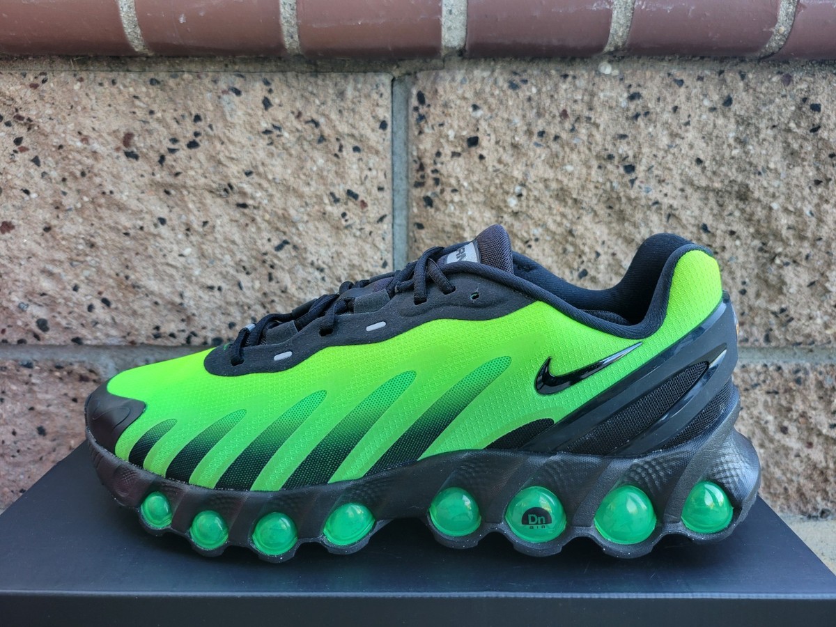 Nike Air Max DN8 Shoes Men's Size 10 Black Green Strike Volt