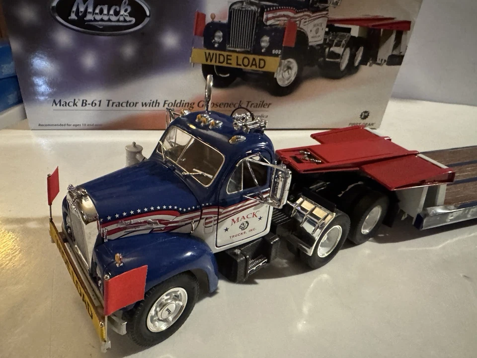 First Gear 1/25 Diecast, Mack B-61 Truck & Folding Gooseneck Lowboy Trailer - Image 4 of 4
