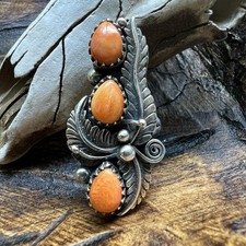 925 Sterling Silver Spiny Oyster Triple Stone Statement Ring Sz 9 Feather Detail