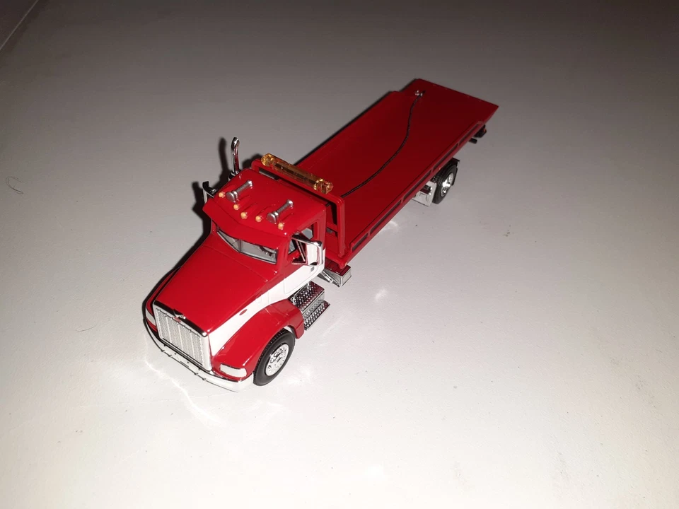 NIB 1/64 Custom Red Pete 385 Rollback Tow Truck SpecCast - Image 3 of 4