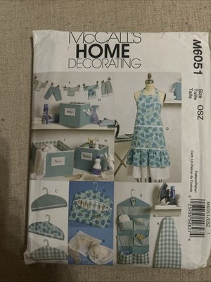 McCalls Home Decorating Pattern M6051 Apron Hanger Cover Organizer Storage Uncut