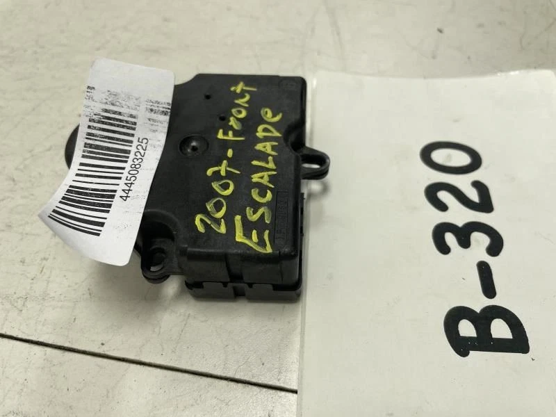 2007 CADILLAC ESCALADE ESV FRONT HVAC HEATER A/C AIR FLAP ACTAUTOR OEM+ - Image 2 of 4