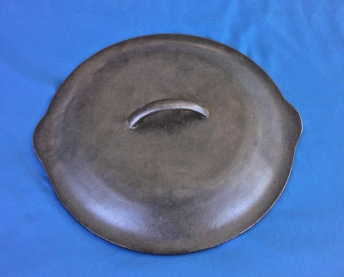 Vintage Lodge No.8 Cast Iron Dutch Oven Lid 10 1/2" Basting Points