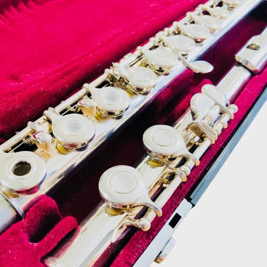 YAMAHA YFL 281 S II YFL 281S2 Flute with Hard Case Used Excellent Condition