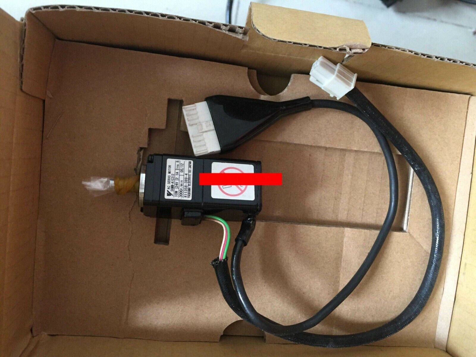 未使用】AC SERVO MOTOR SGMM-A1C312C-