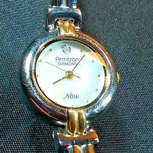 armitron diamond now