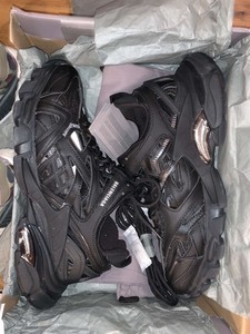 balenciaga track runner 2.0