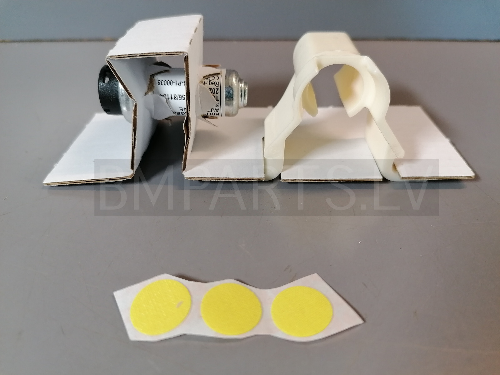 NEW GENUINE BMW E60 F10 E01 CRASH-ACTIVE HEAD RESTRAINT REPAIR KIT 