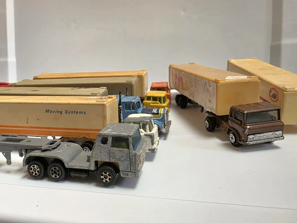 Vintage Yatming Road Champs 1980's Kenworth Semi Truck Lot Rare  - Image 2 of 4