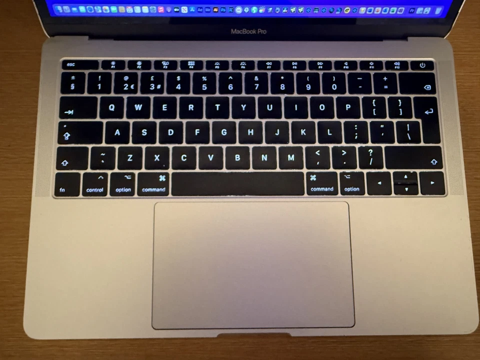 Apple MacBook Pro - 13 inch -Intel i5 - 16GB RAM 256GB SSD - LOGIC FINAL CUT PRO - Image 2 of 4