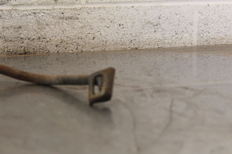 1981 Suzuki DS100 RIGHT REARSET BRAKE FOOT PEDAL T718 Foto 2 de 4