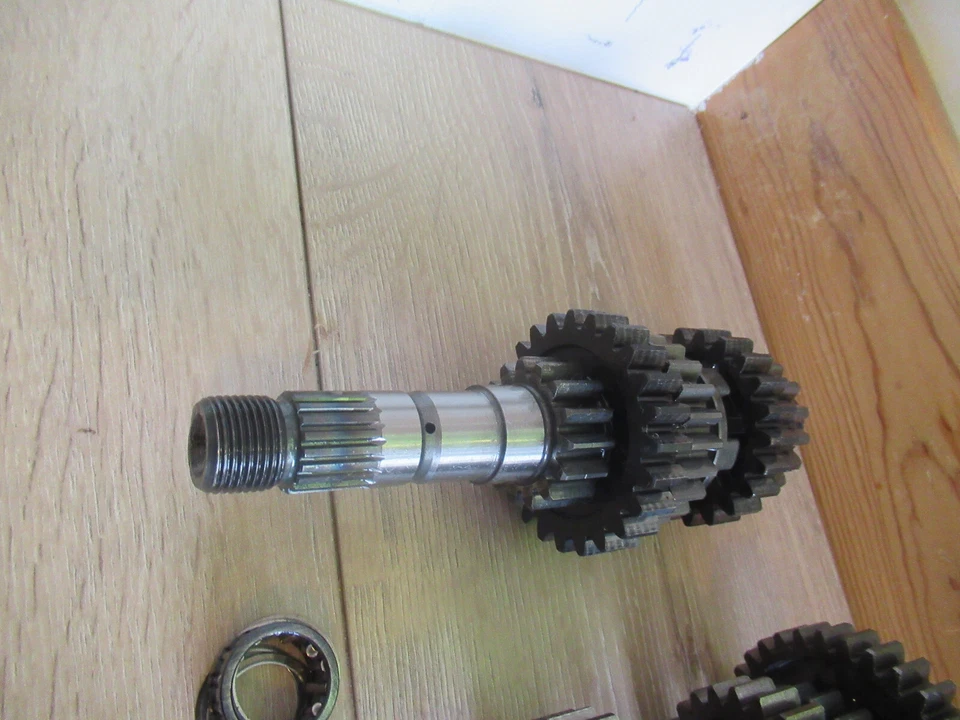 KLX 650 KAWASAKI * 1996 KLX 650R 1996 CONJUNTO DE TRANSMISIÓN Foto 3 de 4