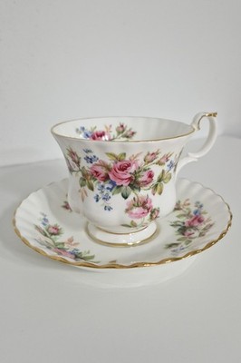 Royal Albert Moss Rose Porzellan Kaffeetasse + Untertasse Vintage