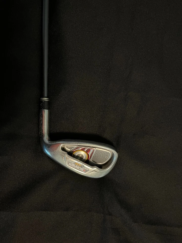 TAYLORMADE XD BURNER 8 IRON RH 35* TM REXAX GRAPHITE SHAFT STIFF GOLF PRIDE GRIP - Image 2 of 4