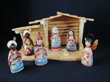 7 Pc Mexican Tonala Nativity Christmas Scene Handmade - 1 Enesco Wood Stable