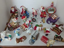 Hallmark Christmas Ornaments Grab bag Lot Of 21 No Boxes 
