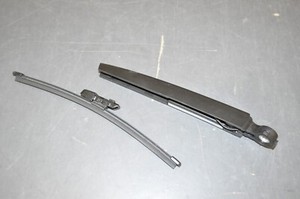 Original Wischerarm für Heckklappe  6R6955707B 5K6955435 VW Polo 6R