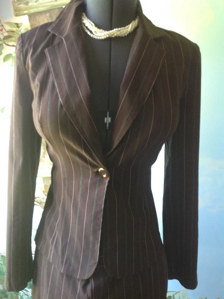 Traje pantalón mujer A. Byer marrón a rayas con azul y blanco manga larga talla M Foto 2 de 4