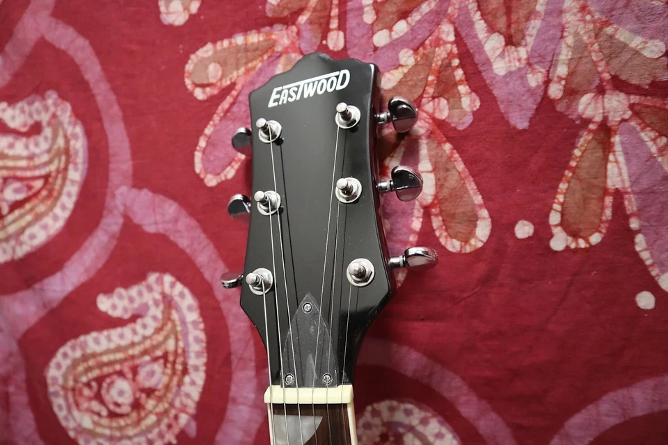Guitarra eléctrica Eastwood Classic 6 Foto 3 de 4