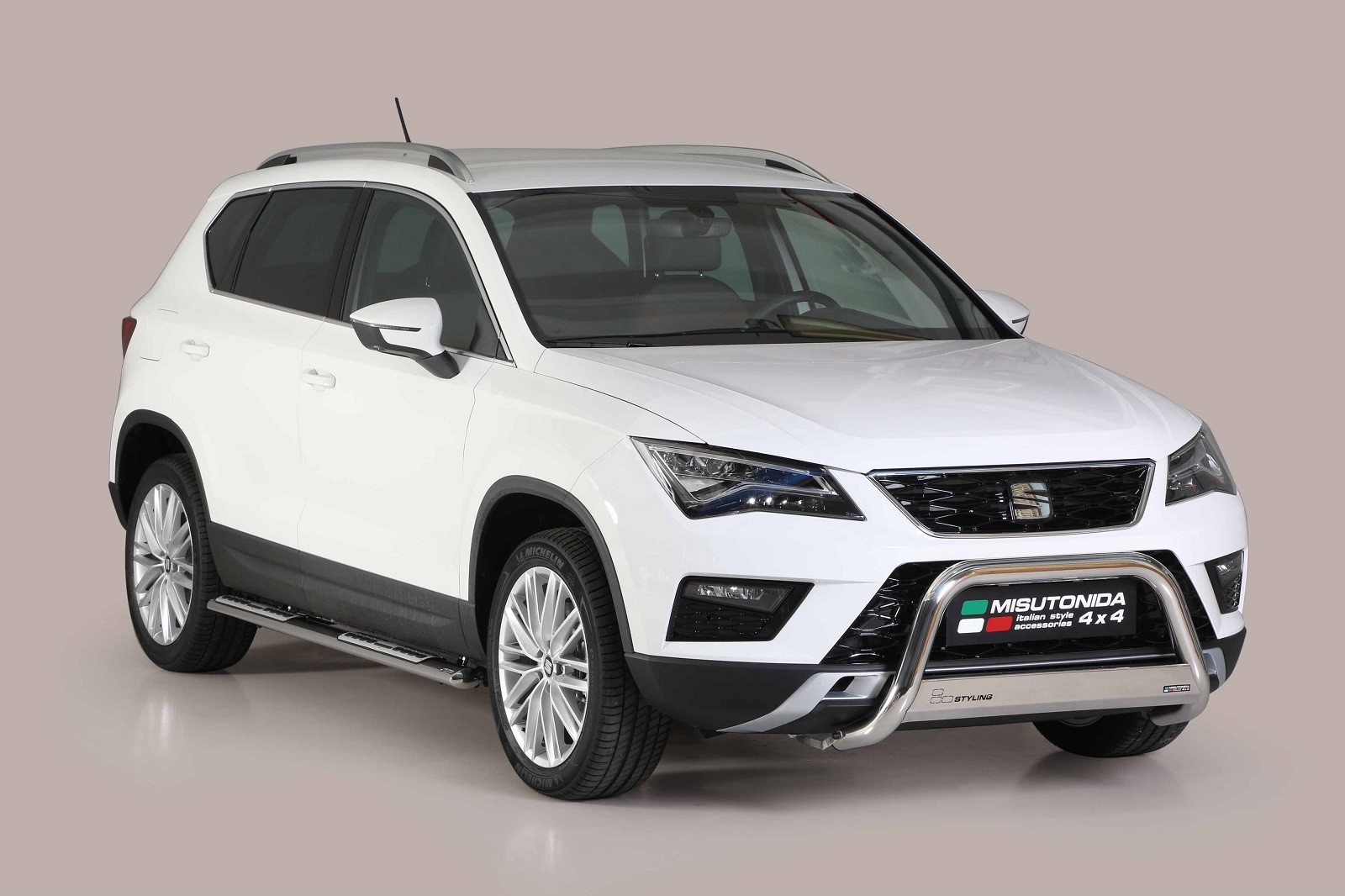 Pare-buffle avant Seat Ateca depuis 2016 idéal pour sorties outdoor et chemins