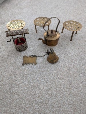 Vintage Messing Miniatur Teeservice mit Ständer & Glocke - Reparatur nötig - Restposten