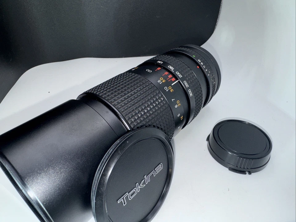 RMC Tokina 75-260mm 4.5 1:4.5 - M42 Connection pristine leather case with velvet - Image 2 of 4